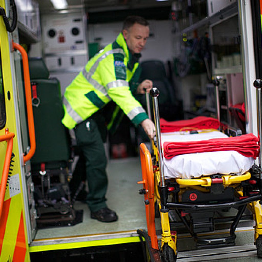 Ambulance Trust awarded integrated urgent care contract